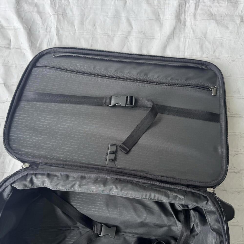 Tumi T Tech Wheeled Luggage Carry-on Ballistic Nylon Expandable 6720D - Picture 5 of 13